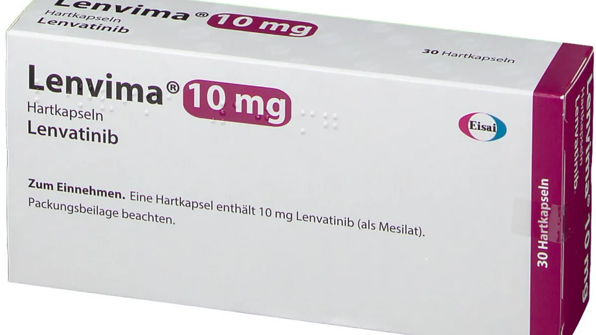 患者拿着乐伐替尼4mg药盒咨询药师